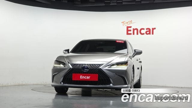 LEXUS ES300H 2019 — 25 569 км, серебристо-серый, Корея — под ключ — фото 3