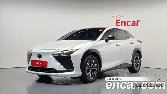 Lexus RZ450e 2023