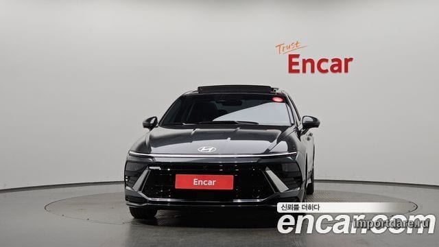 Hyundai Sonata Hybrid интерьер