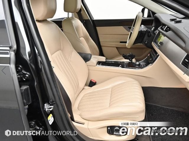JAGUAR XF 2019 — 94 092 км, чёрный, Корея — под ключ — фото 10