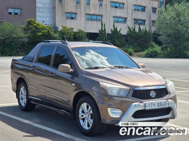 Kgm Korando Sports спереди