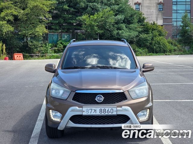 Kgm Korando Sports интерьер