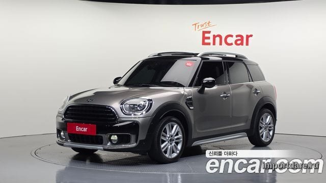 MINI COOPER COUNTRYMAN 2019 — 67 495 км, серый, Корея — под ключ — фото 1