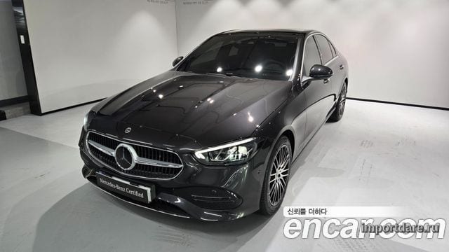 Mercedes-Benz C-Class сбоку