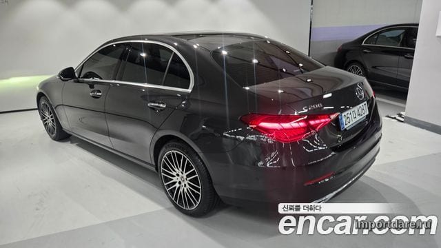 Mercedes-Benz C-Class сзади