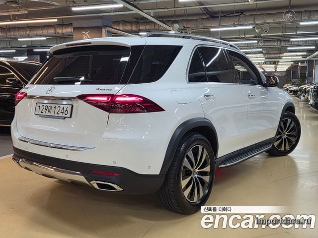 Mercedes-Benz Gle-Class сбоку