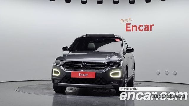 Volkswagen T-Roc интерьер
