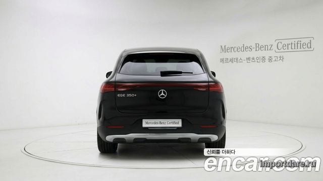 Mercedes-Benz Eqe сзади
