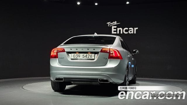 VOLVO S60 2017 — 22 863 км, серебристо-серый, Корея — под ключ — фото 4