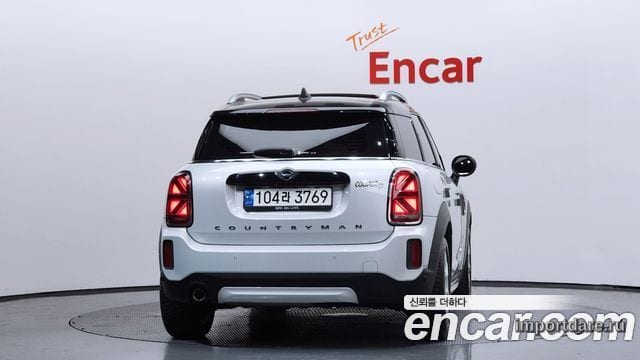 MINI Cooper D Countryman сзади
