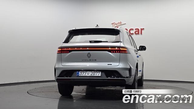 Renault Korea Grand Koleos сзади