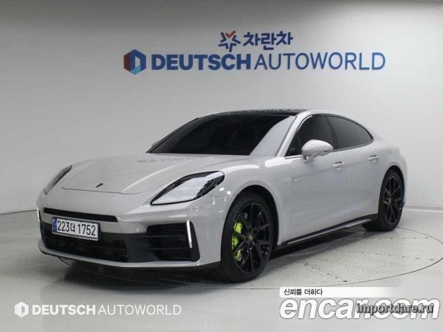 Porsche Panamera 2025
