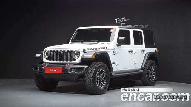 Jeep Wrangler спереди