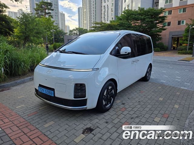Hyundai Staria 2027
