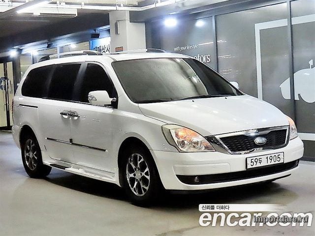 Kia Carnival R 2013