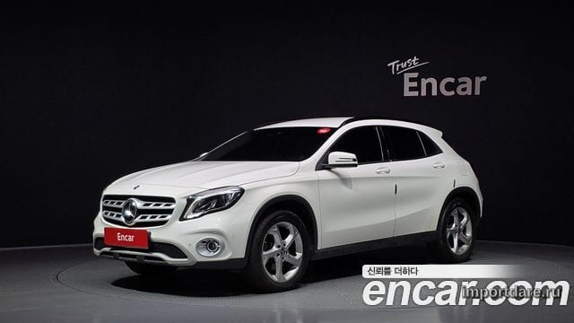 MERCEDES-BENZ GLA-CLASS X156 2019 — 134 027 км, белый, Корея — под ключ — фото 1