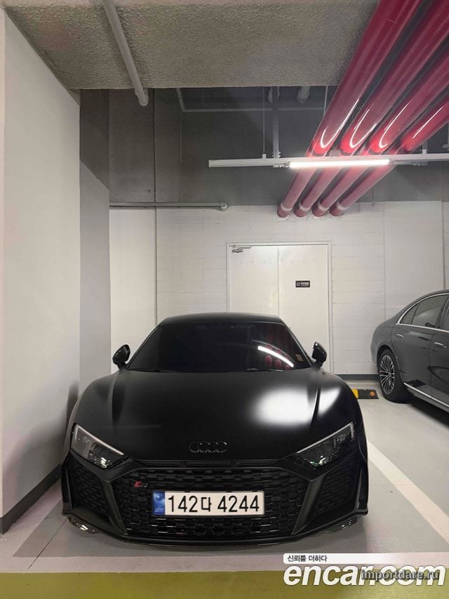 Audi R8 2021