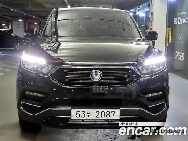Kgm G4 Rexton сбоку
