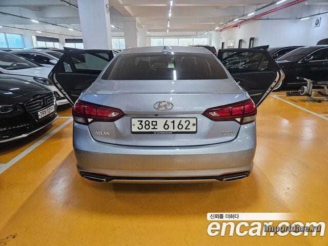 HYUNDAI ASLAN 2015 — 169 469 км, серебристо-серый, Корея — под ключ — фото 3