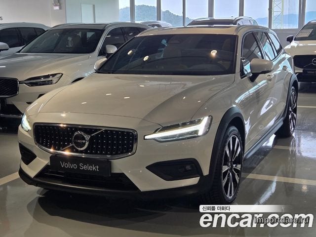 Volvo V60 Cross Country 2026