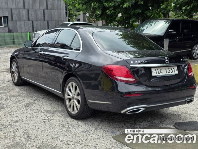 MERCEDES-BENZ E-CLASS W213 2019 — 158 100 км, чёрный, Корея — под ключ — фото 2