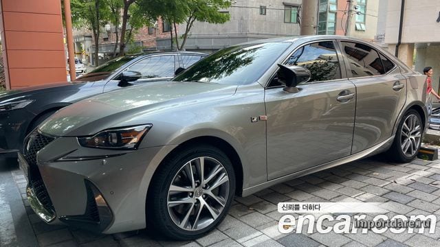 Lexus IS200t 2017