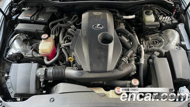 LEXUS IS200T 2017 — 125 000 км, бежевый, Корея — под ключ — фото 6