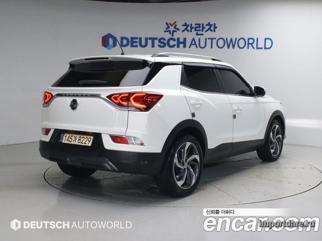 Kgm Beautiful Korando сбоку