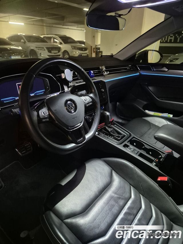 VOLKSWAGEN ARTEON 2020 — 76 500 км, серебристо-серый, Корея — под ключ — фото 5