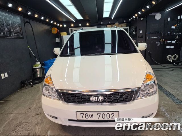 Kia Carnival R 2014