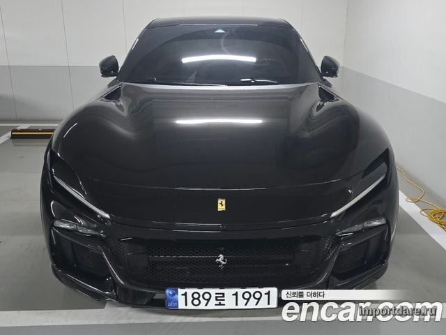 Ferrari Purosangue 2024