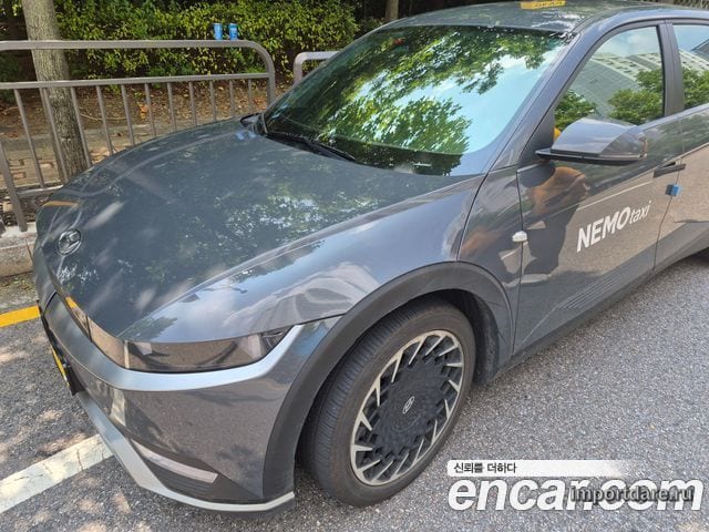 HYUNDAI IONIQ 5 2024 — 139 000 км, серебристо-серый, Корея — под ключ — фото 4