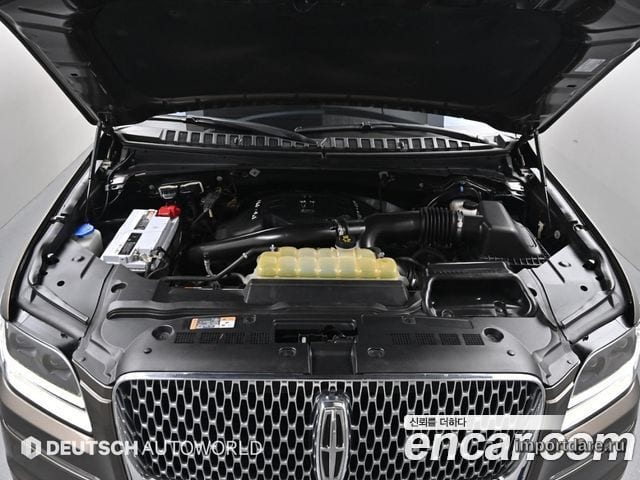 LINCOLN NAVIGATOR 2019 — 61 644 км, светло-золотистый, Корея — под ключ — фото 6