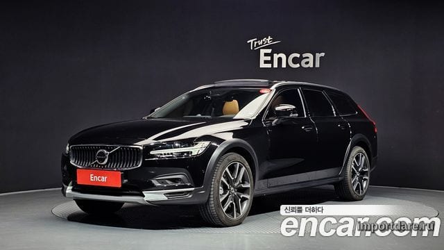 Volvo V90 Cross Country 2024
