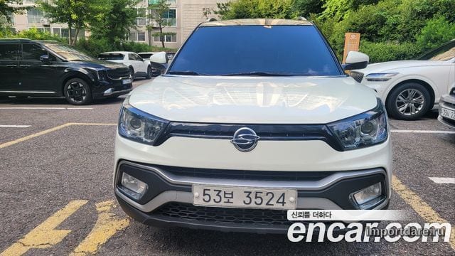 Kgm Tivoli Air спереди