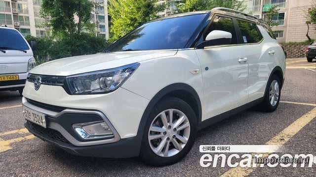 Kgm Tivoli Air сбоку