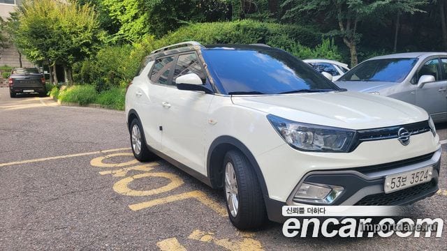 Kgm Tivoli Air интерьер
