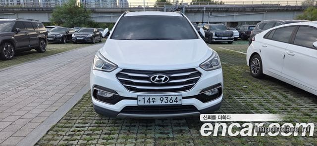 Hyundai Santa Fe спереди