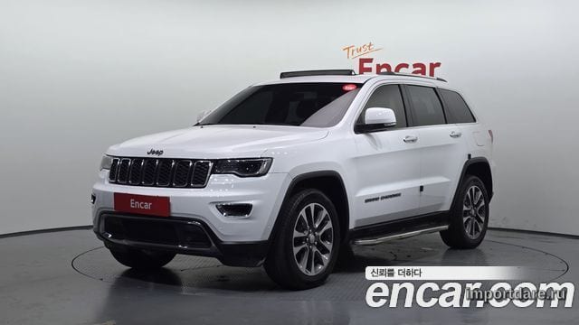 JEEP GRAND CHEROKEE 2018 — 107 045 км, белый, Корея — под ключ — фото 1