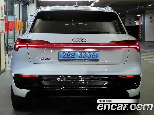 AUDI Q8 E-TRON 2024 — 13 338 км, белый, Корея — под ключ — фото 5