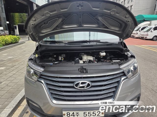 HYUNDAI GRAND STAREX 2019 — 99 025 км, серый, Корея — под ключ — фото 6