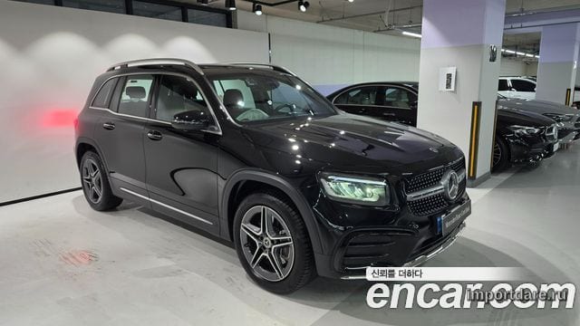 Mercedes-Benz Glb-Class сбоку