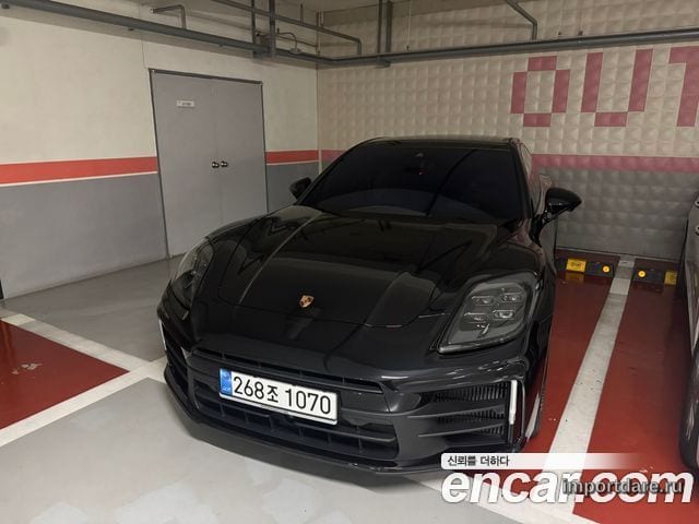 Porsche Panamera 2025