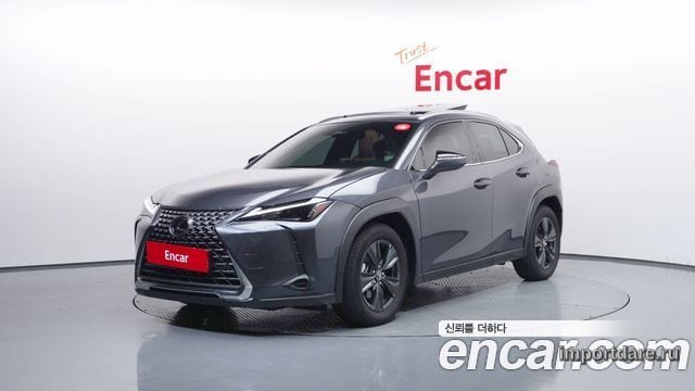 Lexus UX 2026