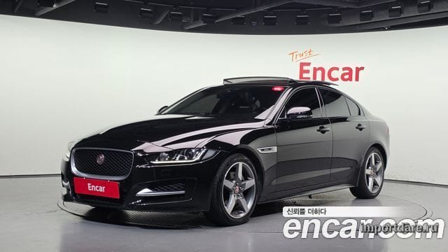 JAGUAR XE 2016 — 127 408 км, чёрный, Корея — под ключ — фото 1