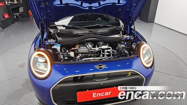MINI COOPER ELECTRIC 2024 — 4 920 км, синий, Корея — под ключ — фото 6