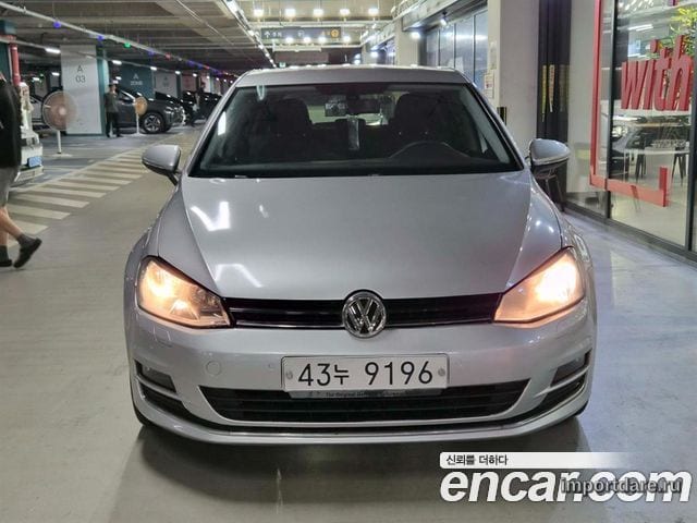 VOLKSWAGEN GOLF 2014 — 180 050 км, серебристо-серый, Корея — под ключ — фото 2