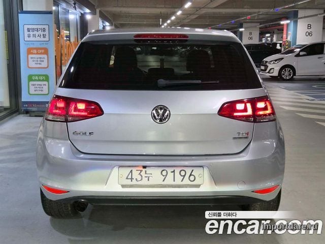 VOLKSWAGEN GOLF 2014 — 180 050 км, серебристо-серый, Корея — под ключ — фото 5