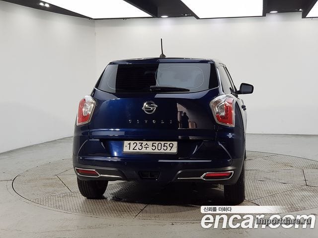 KGM Tivoli интерьер