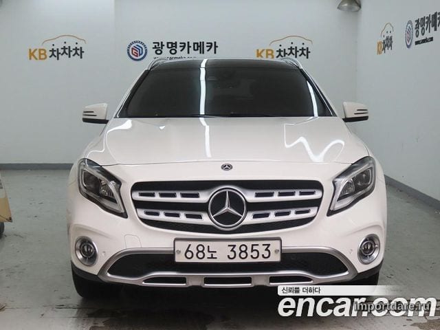 Mercedes-Benz GLA-Class X156 2019